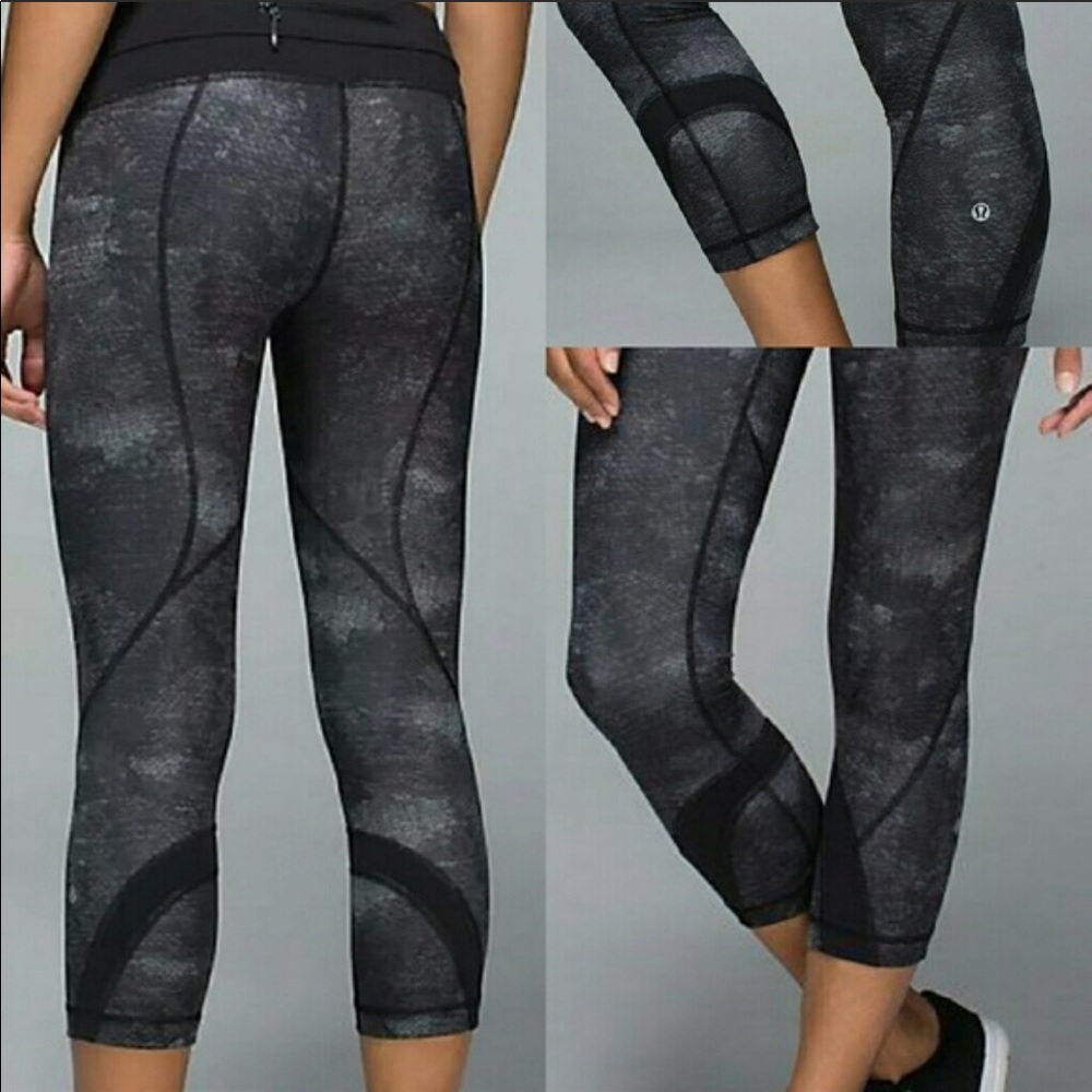 Lululemon Run inspire crops II sequin SNAKE slate